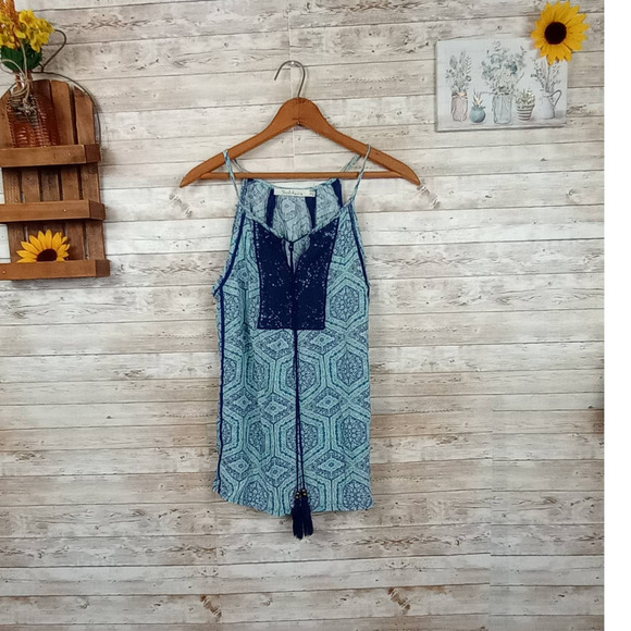 SOLITAIRE Women's Blue Crochet Patterned Sleeveless Tank Top Size S - Picture 2 of 8